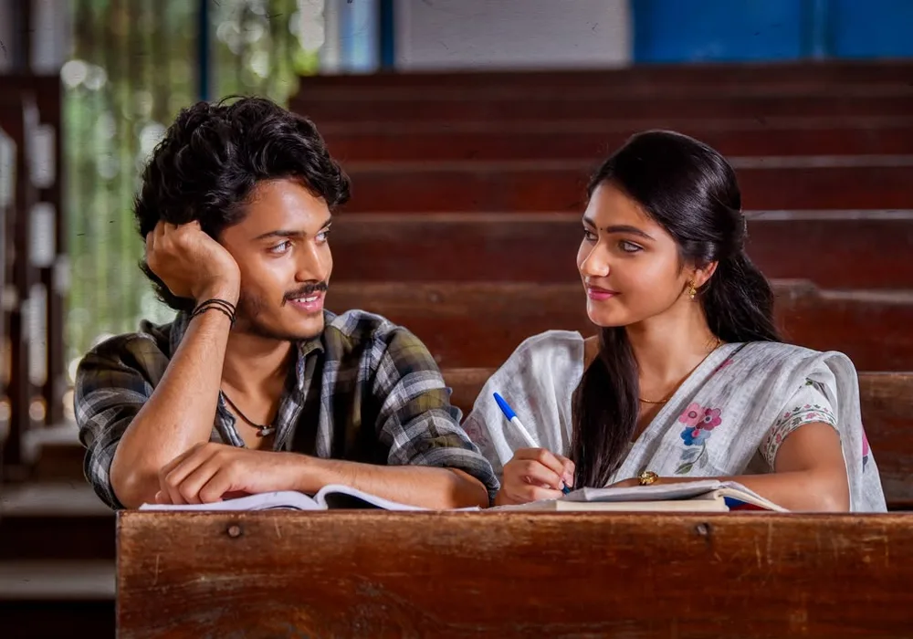 తెల్ల కాగితం: విజయ్ దేవరకొండ రిలీజ్ చేసిన ‘తెలుసా తెలుసా’ సాంగ్.!