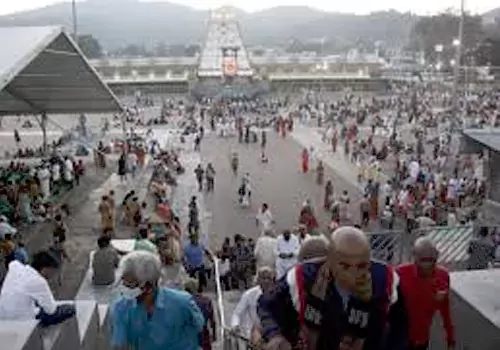 తిరుమలలో భక్తుల రద్దీ సాధారణం