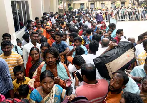 devotees rush continue in tirumala
