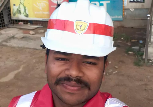 traffic marshal saves life