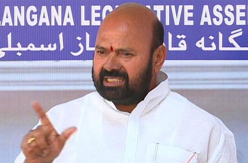 trs mla muthireddy yadagiri reddy shocking comments on voters