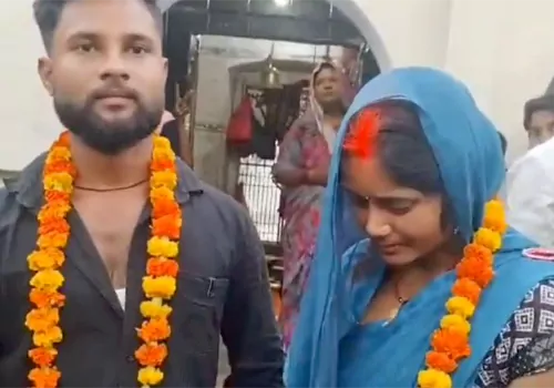 Strange incident in UP... Husband marries girlfriend