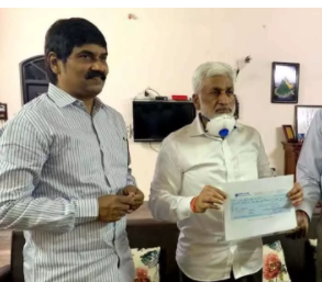 Andhra University VC Prasada Reddy acting as ysrcp leader