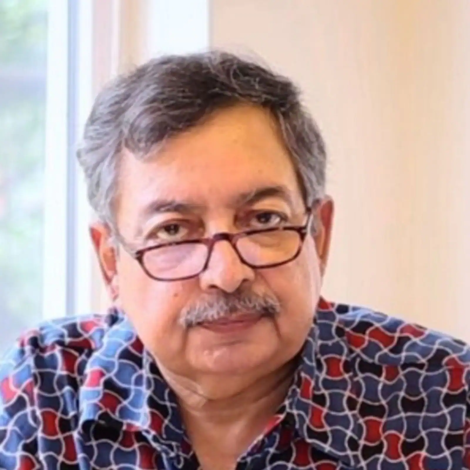 seniour journalist vinod duva passed away