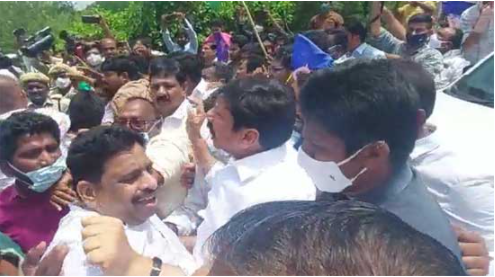 High tension at vundavalli chandrababu house