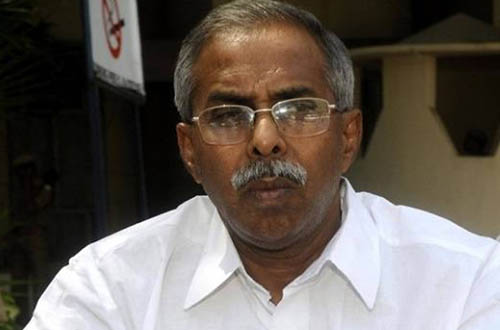 Y S Vivekananda Reddy dies of heart attack 