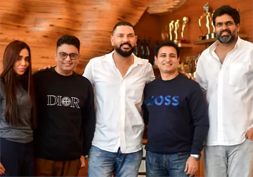 సిల్వర్ స్క్రీన్ మీదకి యువరాజ్ సింగ్..ఆరు బంతుల్లో ఆరు సిక్స్ లు మళ్ళీ 