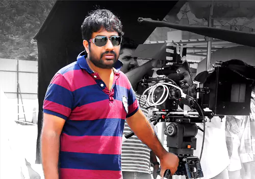ఎనిమిదేళ్ల తర్వాత వైవీఎస్ చౌదరి డైరెక్షన్ లో మూవీ.. ఎవరితోనో తెలుసా?