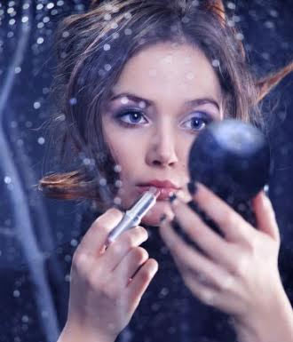  MONSOON MAKE UP TIPS