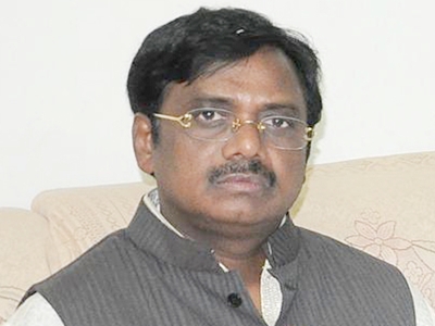 ex mp Vivek