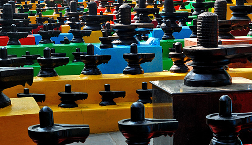 Complete Information About Types Of Varieties Shiva Linga Puja and its significance