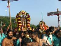 paaruvetauthsavam87_small.jpg