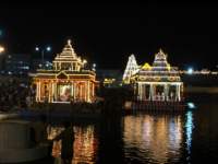 tirumalatheppothsavam13_small.jpg