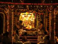 tirumalatheppothsavam18_small.jpg