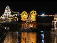 tirumalatheppothsavam29_small.jpg