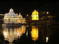 tirumalatheppothsavam31_small.jpg