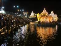 tirumalatheppothsavam37_small.jpg