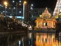 tirumalatheppothsavam4_small.jpg