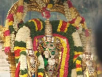 tirumalatheppothsavam52_small.jpg