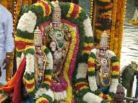 tirumalatheppothsavam61_small.jpg
