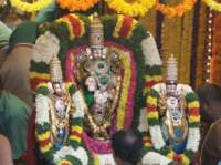 tirumalatheppothsavam66_small.jpg