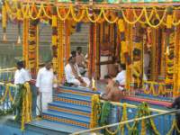 tirumalatheppothsavam88_small.jpg