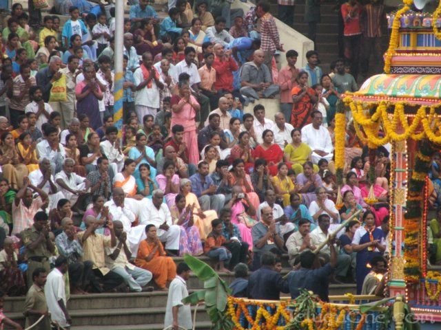 tirumalatheppothsavam92.jpg