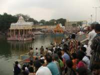 tirumalatheppothsavam93_small.jpg