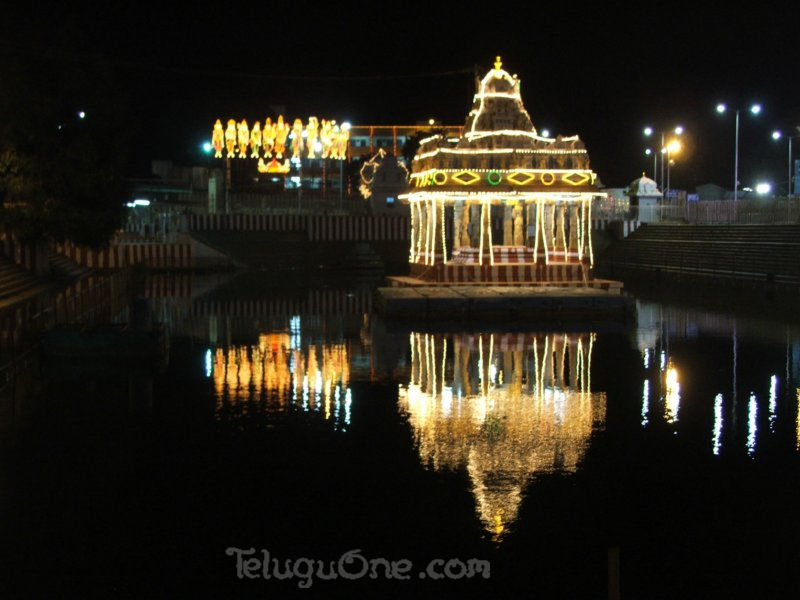 hamsavahanam48.jpg