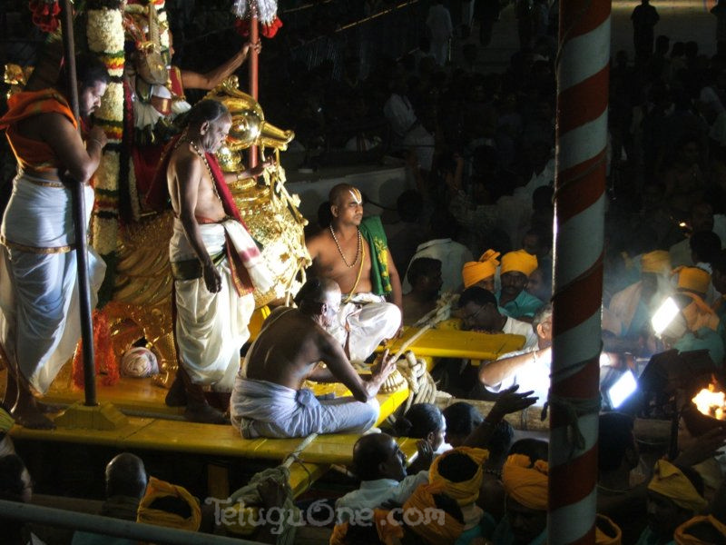 hamsavahanam61.jpg