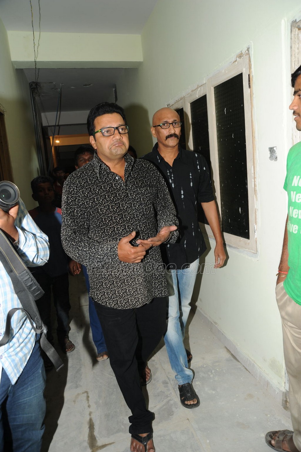 AVS Dead Body Photos, Comedian AVS dead body photos, AVS funeral photos, Comedian AVS funeral photos.