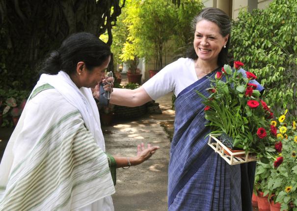 Diesel price hike, UPA-II, FDI in retail, Mamata protest, Congress-TMC alliance