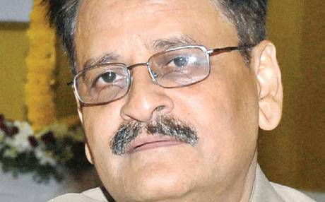 Dgp, umesh kumar, dinesh reddy, home ministry, central home ministery, new dgp umesh kumar, appsc, upsc, suspention revoke, suspend, senior ips, seniority