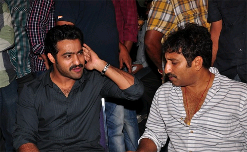 Baadshah Success Meet Photos, Baadshah Success Meet Stills, NTR Baadshah Success Meet, Kajal Baadshah Success Meet Photos, NTR Kajal, NTR Srinu Vaitla