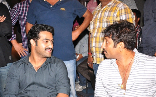 Baadshah Success Meet Photos, Baadshah Success Meet Stills, NTR Baadshah Success Meet, Kajal Baadshah Success Meet Photos, NTR Kajal, NTR Srinu Vaitla
