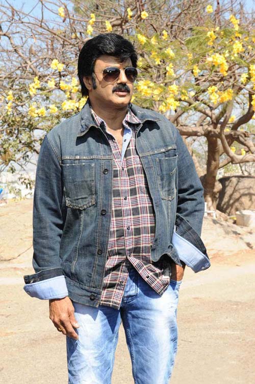 Nandamuri Balakrishna's  Srimannarayana , Balayya's  Srimannarayana ,  Srimannarayana film , Balakrishna  Srimannarayana , Srimannaraya 1st song ,NBK Srimannarayana 