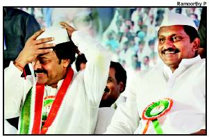 prajarajyam party chief chiranjeevi
