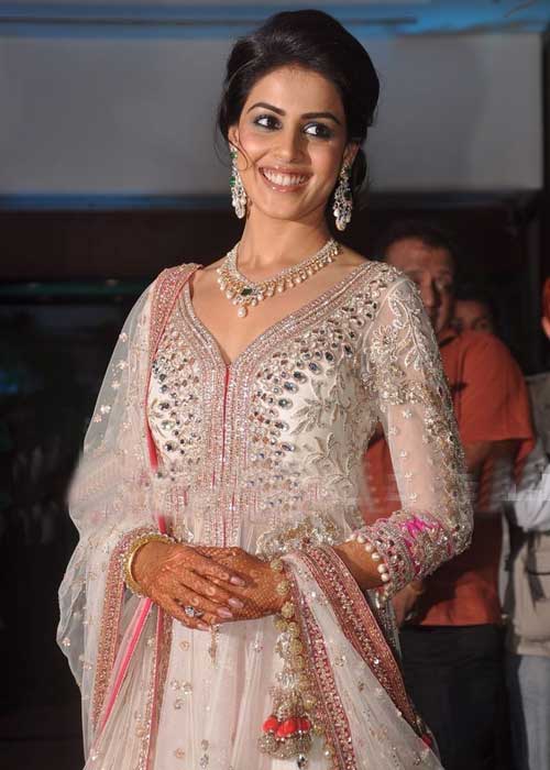 Genelia and Ritesh sangeeth pics, Genelia and Ritesh sangeeth photos, Genelia and Ritesh sangeeth images, Genelia and Ritesh sangeeth stills, Genelia and Ritesh sangeeth pictures