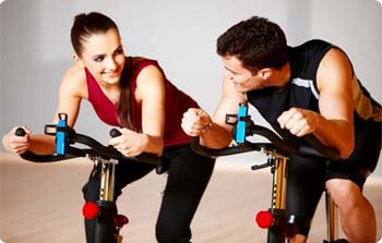 Hitting the gym for exercise can offer many benefits