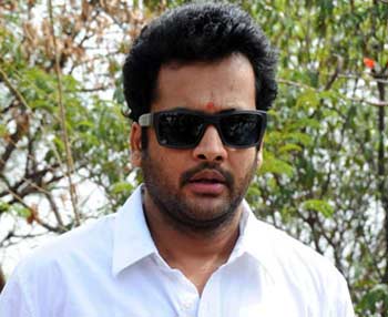 Sivaji in Aamir Khan route?