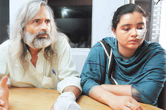  Bengal Scientist Thrashed