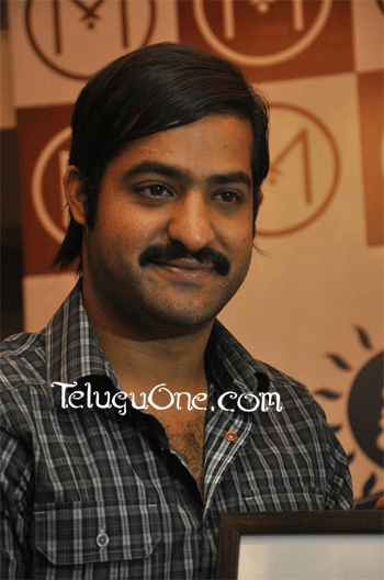 Dabbo Ratani jr ntr, Dabbo ratani photographer, dabboo ratani ntr, ntr malabar gold