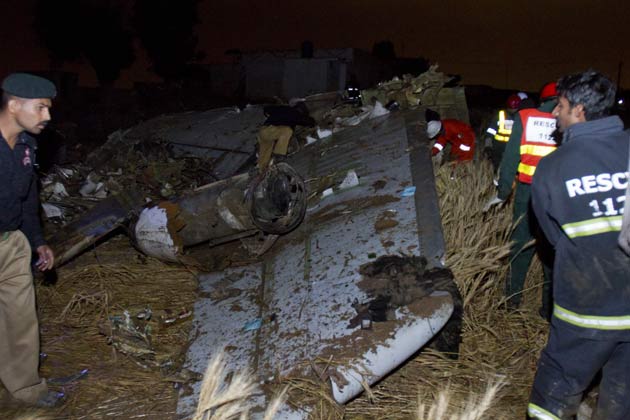   Plane Crash Pakistan photos