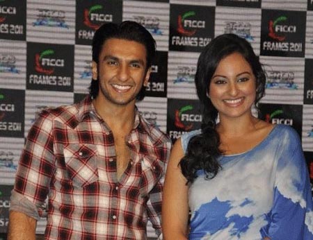 Ranveer Sonakshi Sinha, Ranveer singh Sonakshi Sinha, Ranveer Singh  Sonakshi Sinha, Sonakshi Sinha Ranveer Singh, Sonakshi Sinha Ranveer