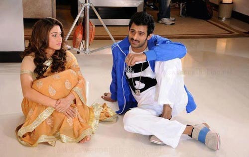 Deeksha Seth Old Look in Rebel