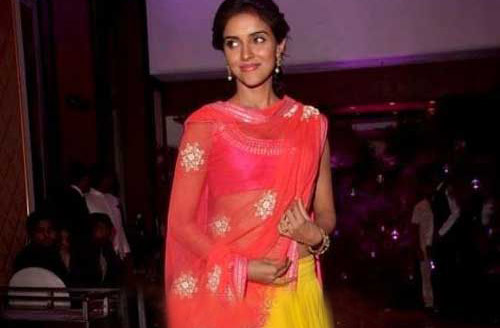 Genelia and Ritesh sangeeth pics, Genelia and Ritesh sangeeth photos, Genelia and Ritesh sangeeth images, Genelia and Ritesh sangeeth stills, Genelia and Ritesh sangeeth pictures