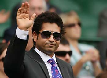 Sachin Tendulkar campaigning for Congress