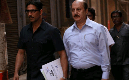 special chabbis review, Special 26 review, special chabbis collection, special 26 movie review, special 26 box office collection