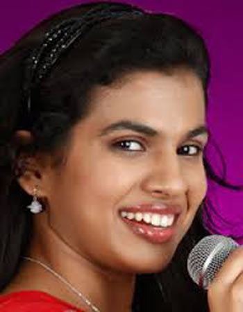 Sravana Bhargavi Escapes Major Accident, Sravana Bhargavi Got Back Safely, Sravana Bhargavi Accident, Sravana Bhargavi Is Safe From Accident, Sravana Bhargavi Major Accident