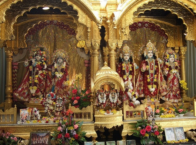 Fifteen thousand people